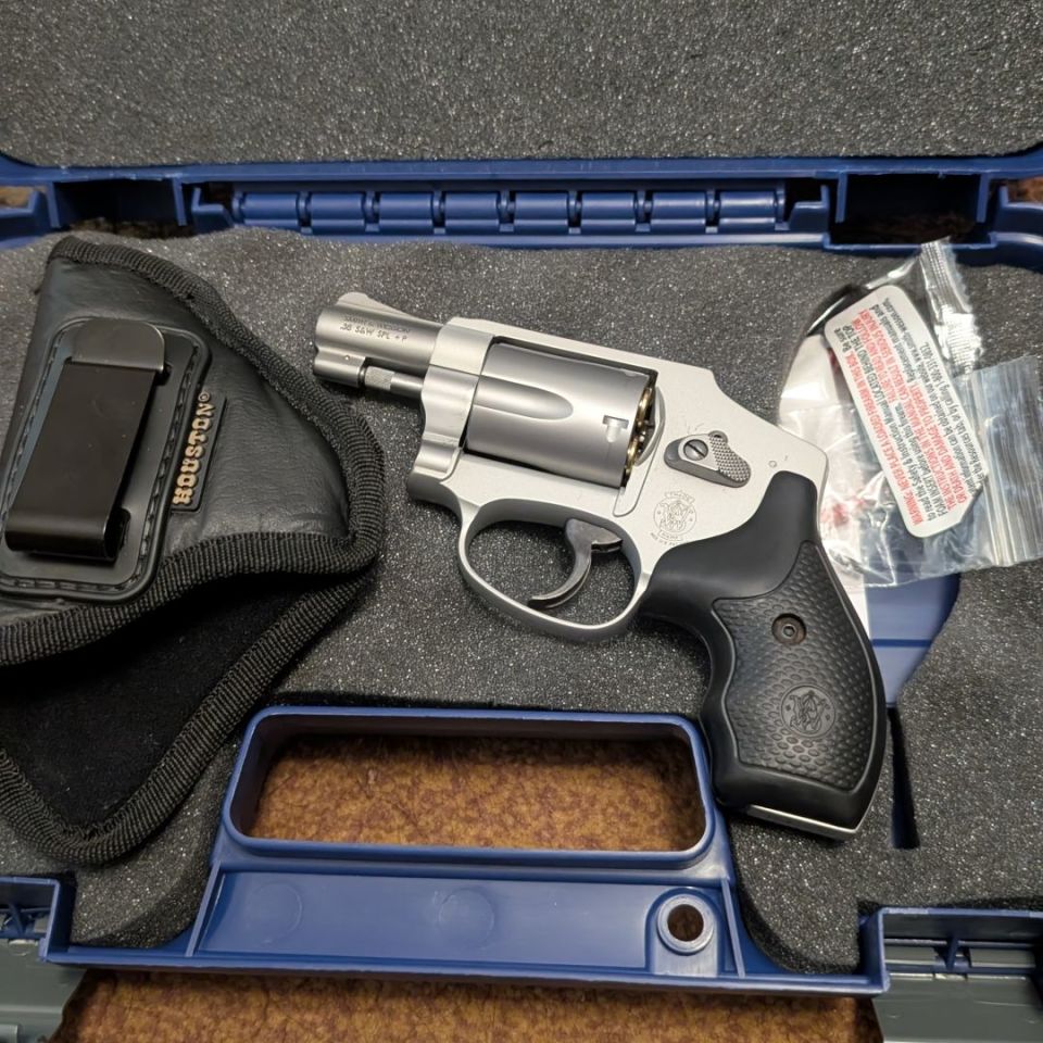 Image 1 - S&W Model 642 Airweight