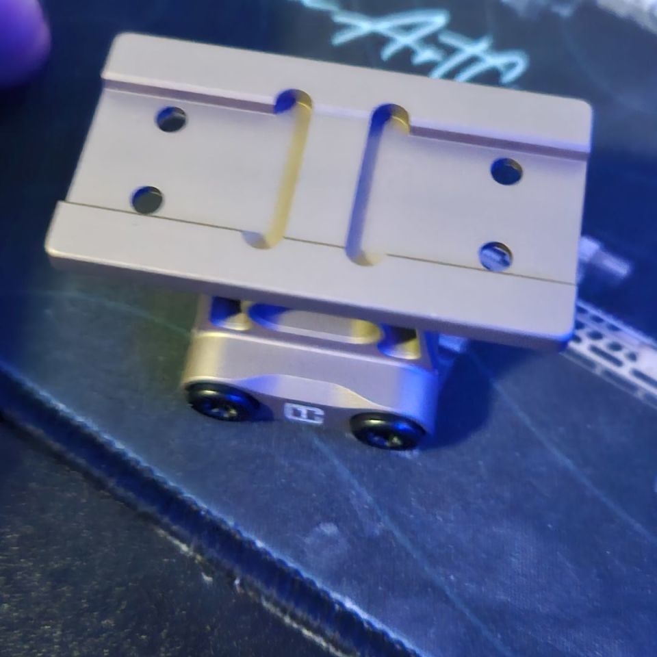 Image 1 - Badger t2 mount