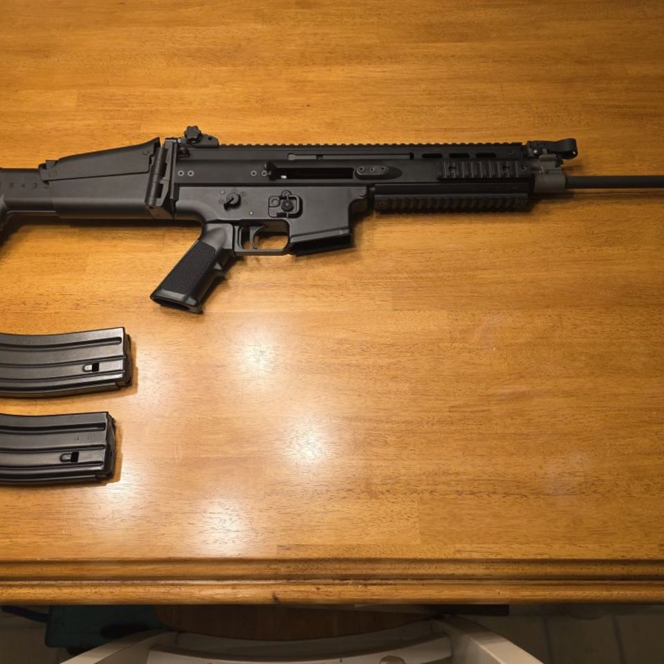 Image 2 - SCAR 16S Belgium Stamped RCH