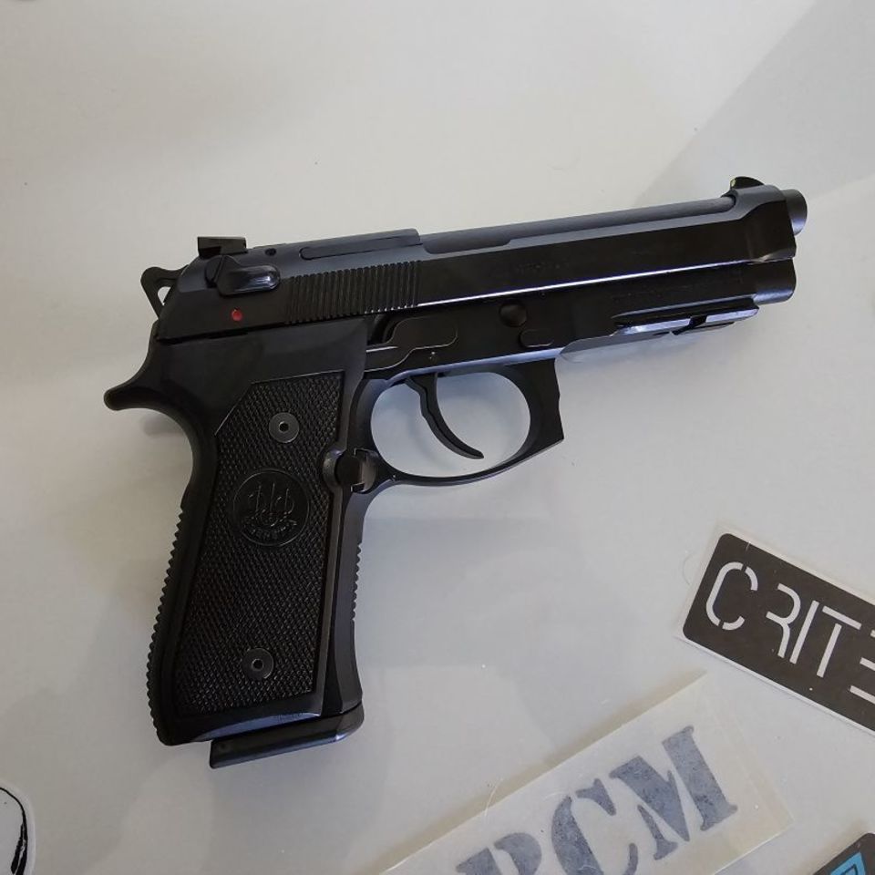 Image 5 - Beretta M9A1 w/ Extras