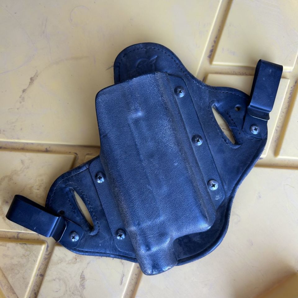 Image 2 - Hidden Hybrid Holster g19