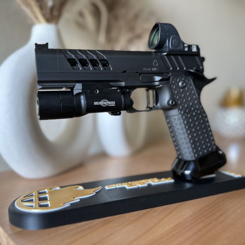 Image 5 - Custom 2011 Stands