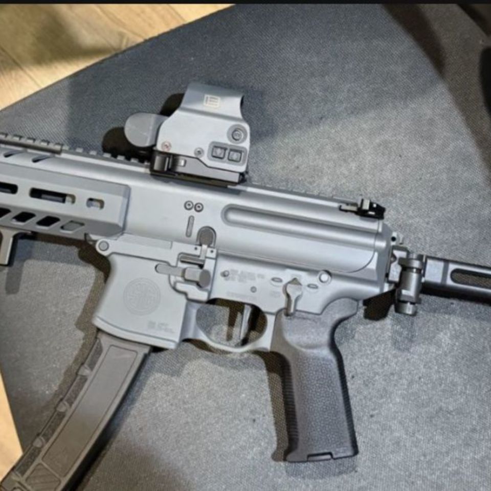 Image 1 - MPX-K gen 3 w/ eotech