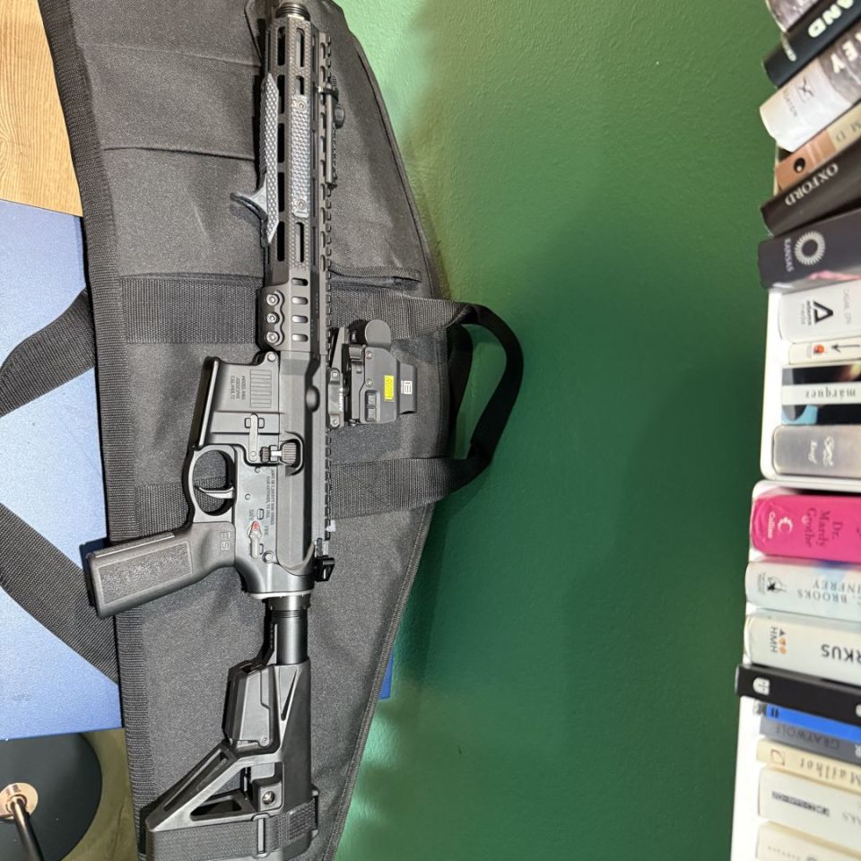 Image 2 - SOLGW MK1 11.5 +Eotech + Light