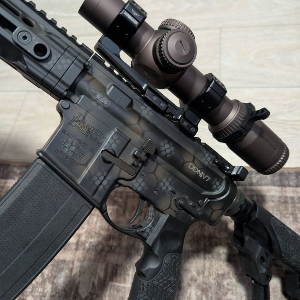Image 2 - Daniel Defense DDM4V7