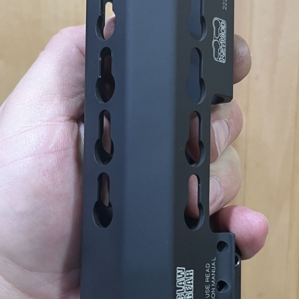 Image 3 - Claw gear Aug hand guard.