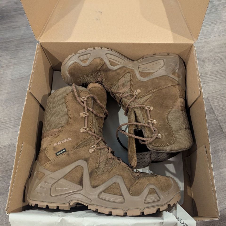 Image 1 - Lowa Mens Zephyr Boots size 10