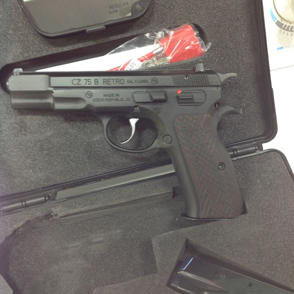 Image 2 - CZ 75 B RETRO
