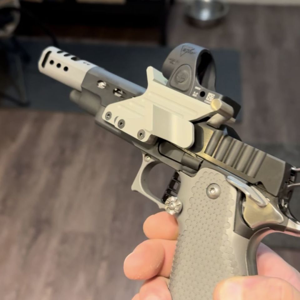 Image 2 - 38 Super Comp