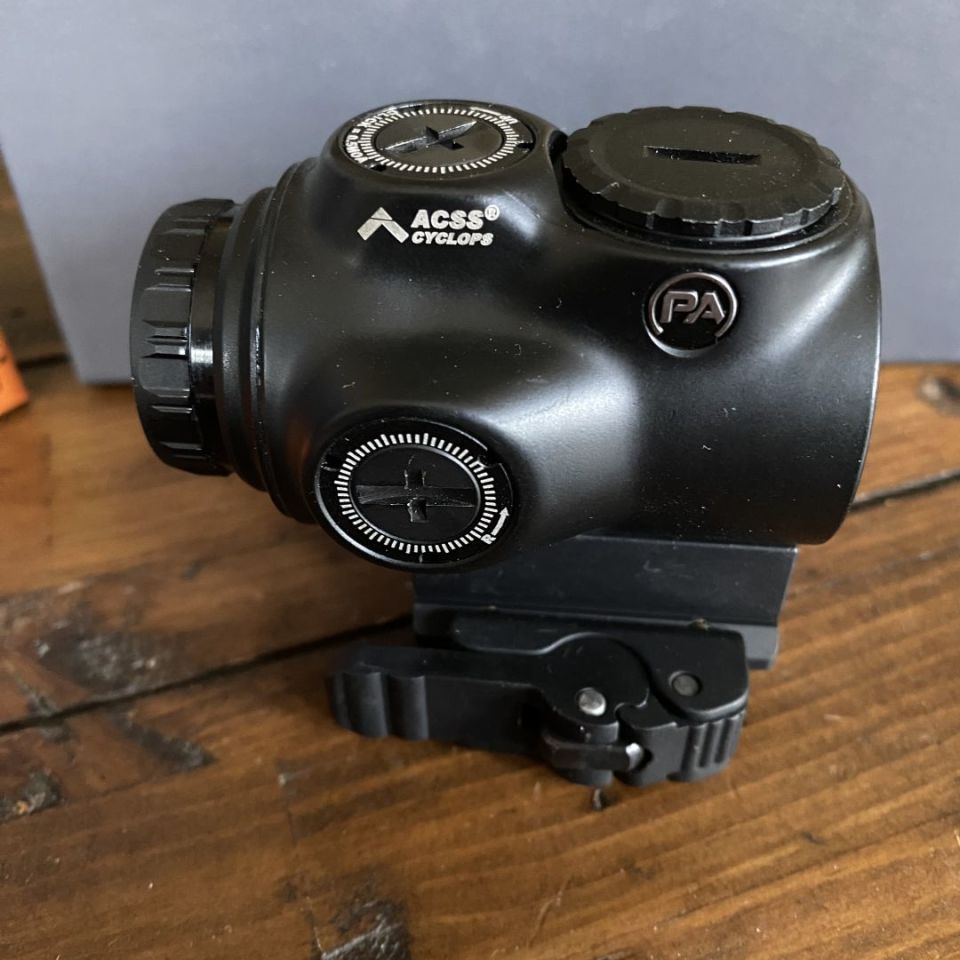 Image 1 - Primary Arms GLX 1x microprism