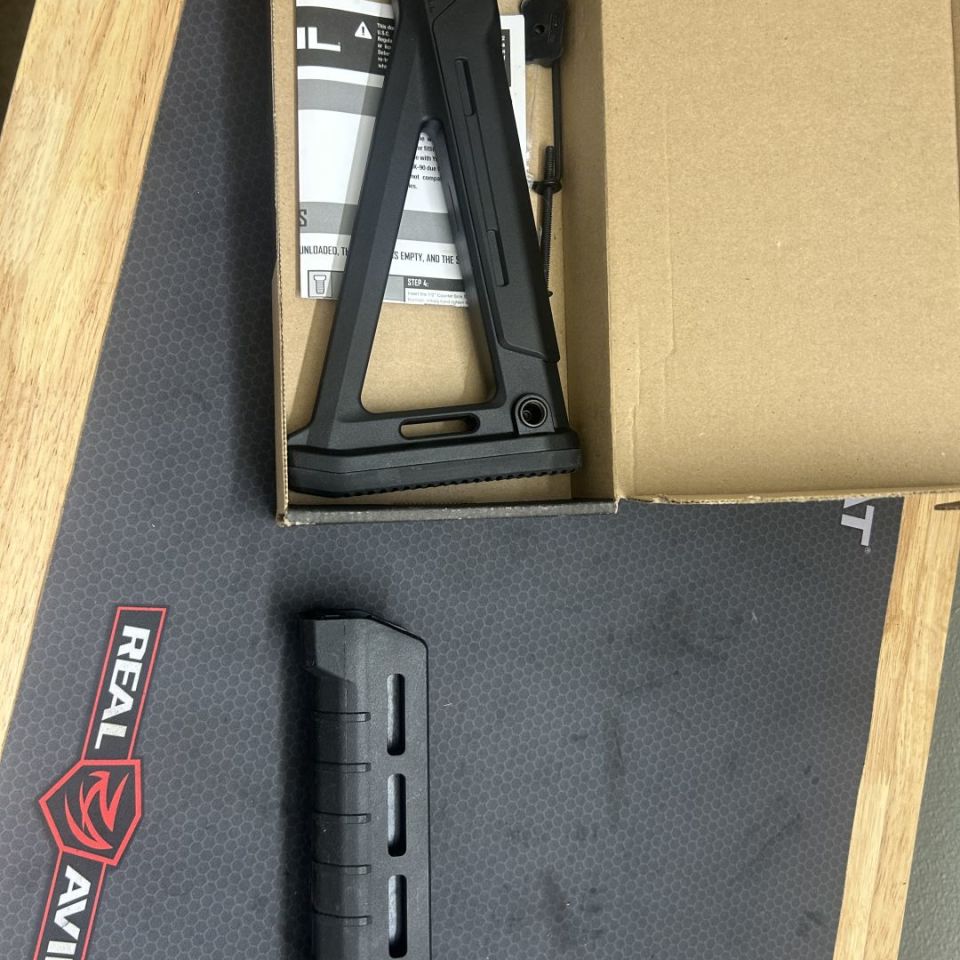 Image 2 - Magpul AK MOE stock handguard