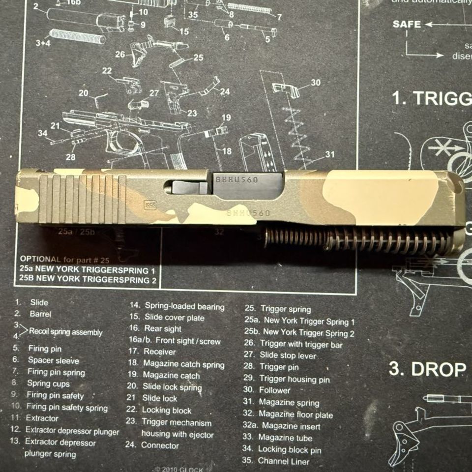 Image 2 - Glock 19 complete slide