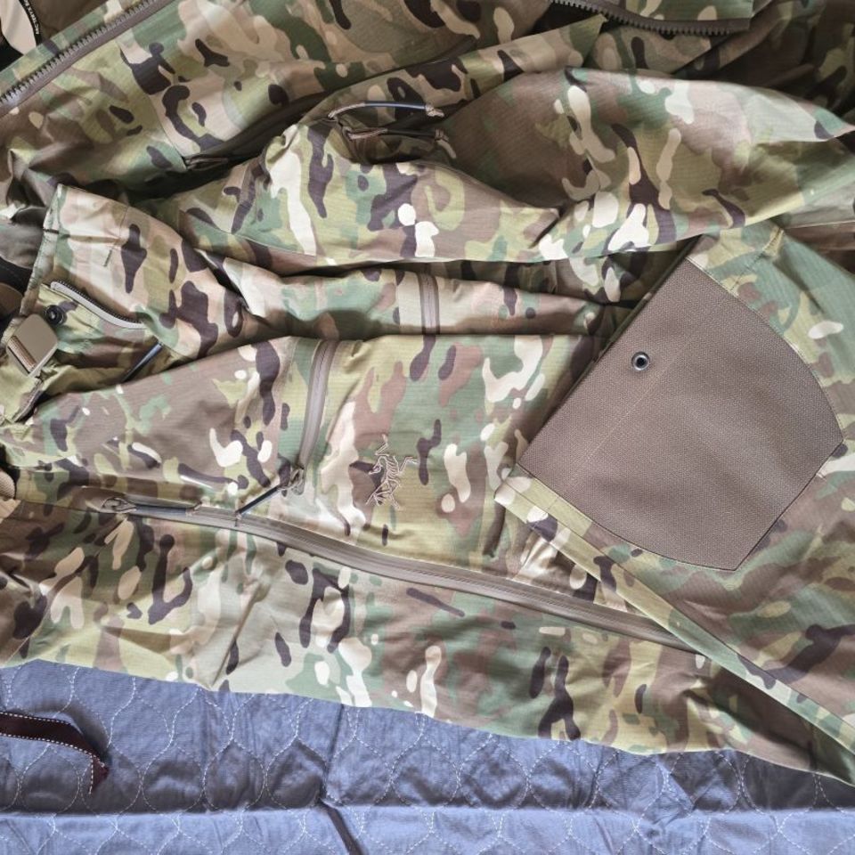 Image 3 - Arcteryx Alpha bib and pants 