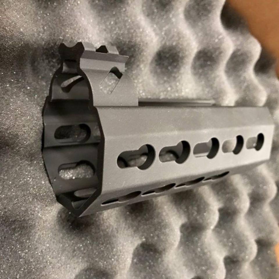 Image 3 - Sig Sauer MPX 4.5" Handguard