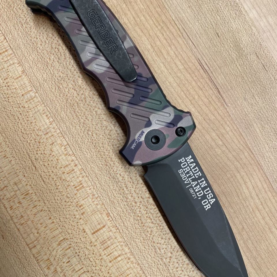 Image 2 - Gerber 06 Auto Multicam Knife