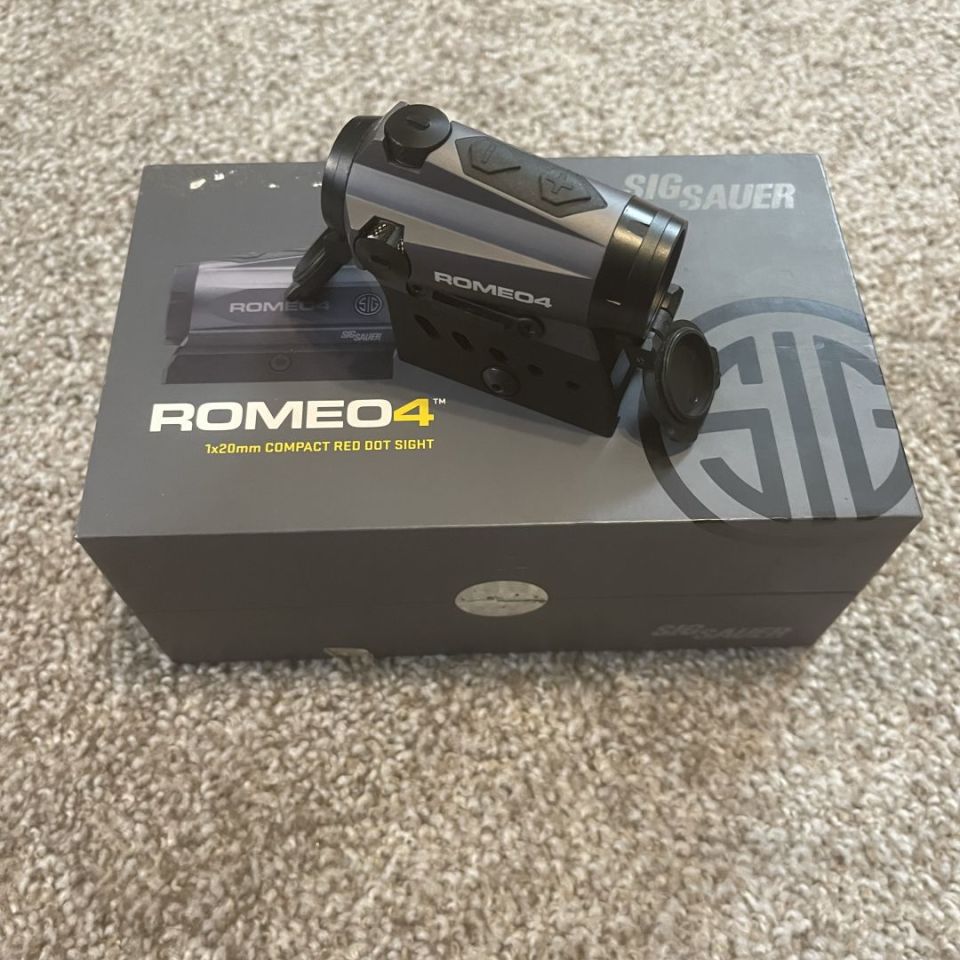 Image 2 - Sig Romeo 4B