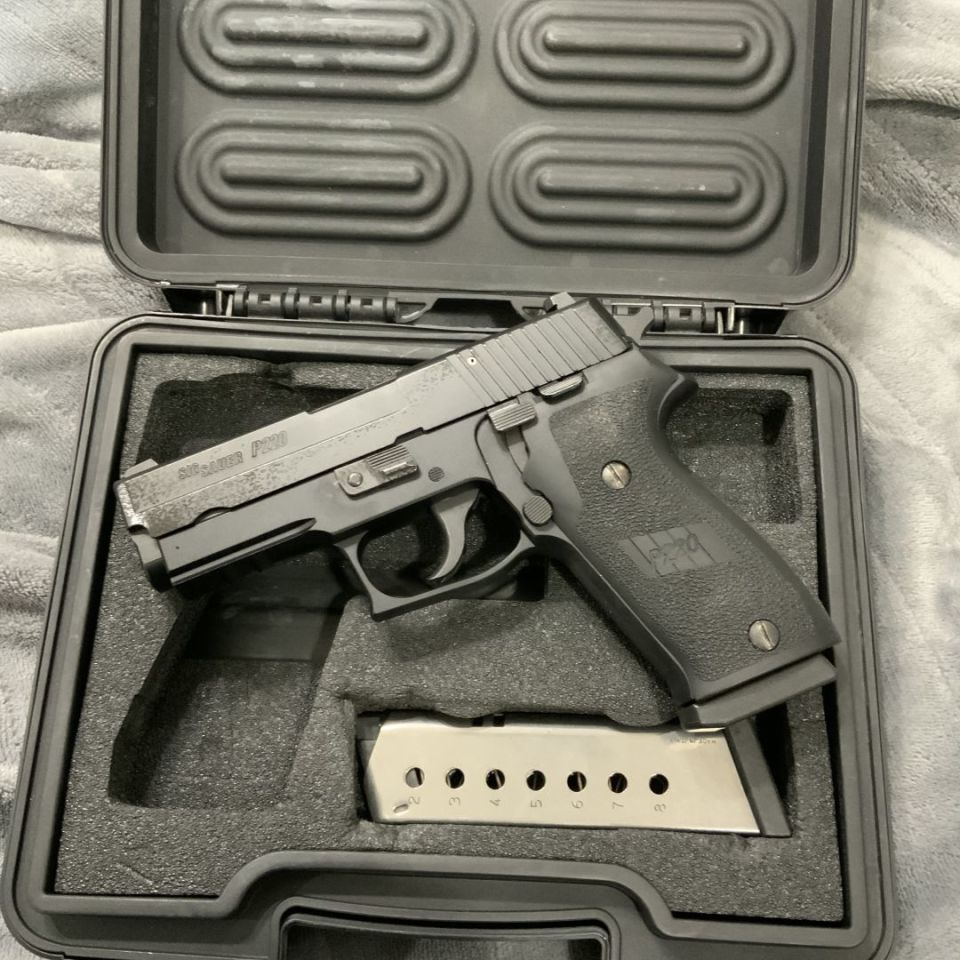 Image 2 - Sig P220 45ACP Like new 