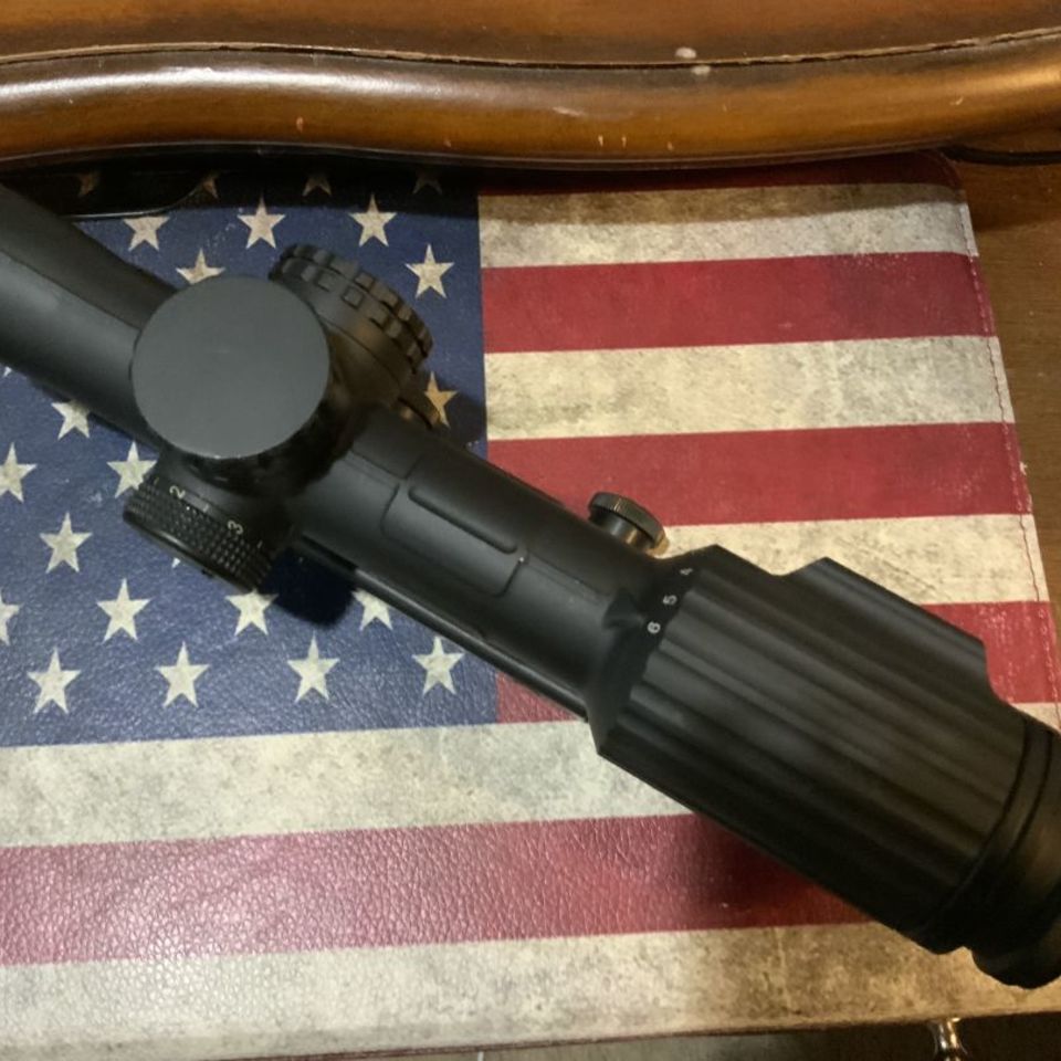 Image 3 - Trijicon VCog 1-6x scope 