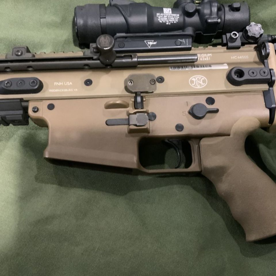Image 2 - FN Scar 17s 308 Belgium extras