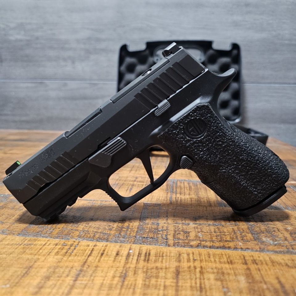 Image 3 - Sig P320 Compact 