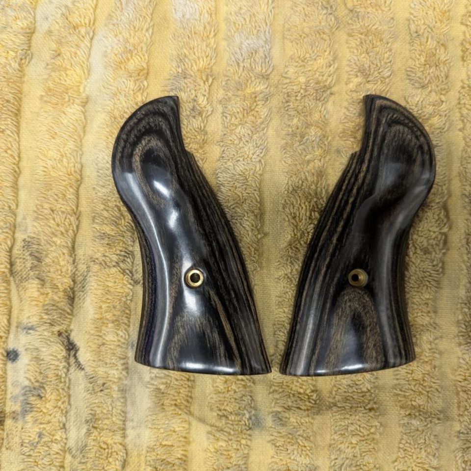 Image 2 - Altamont N-Frame Grips