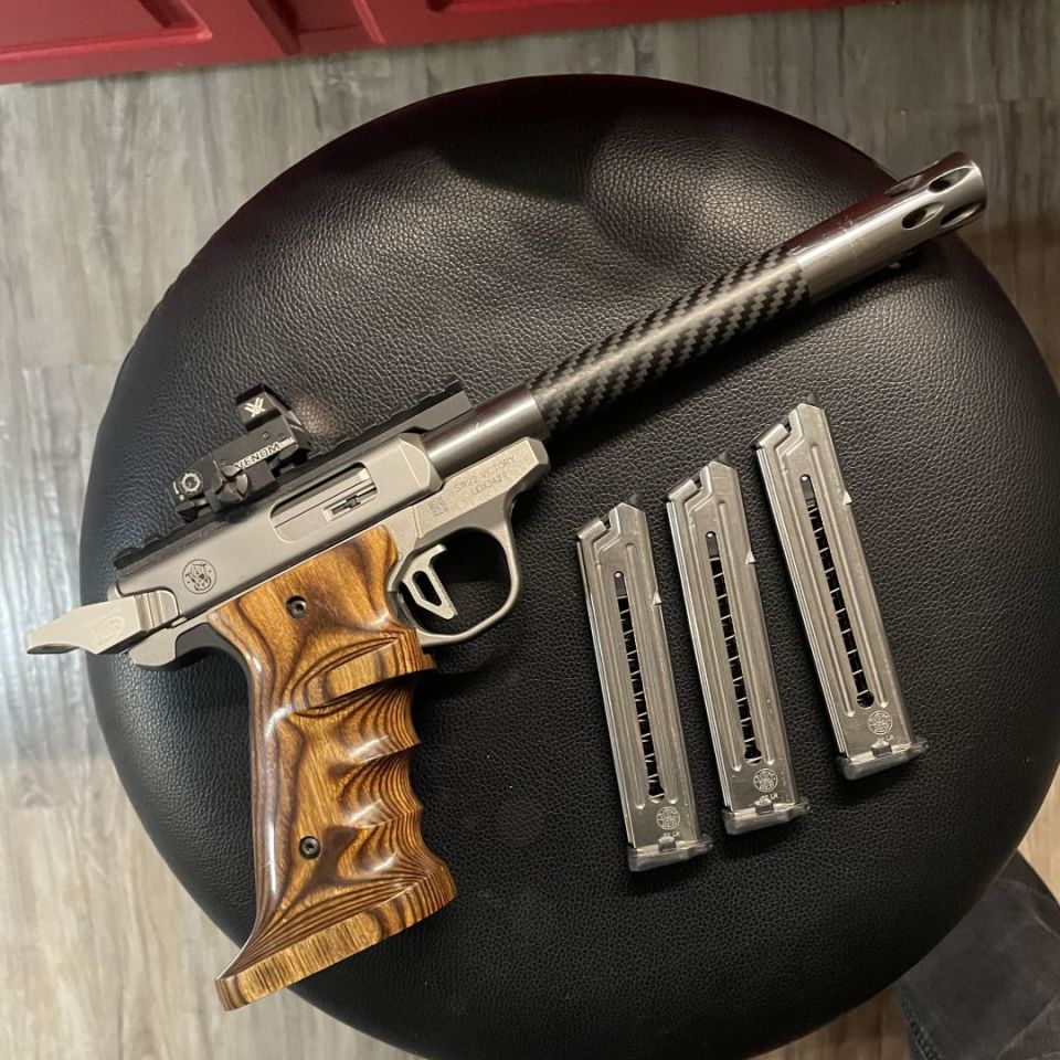 Image 2 - Smith and Wesson Victory VQ