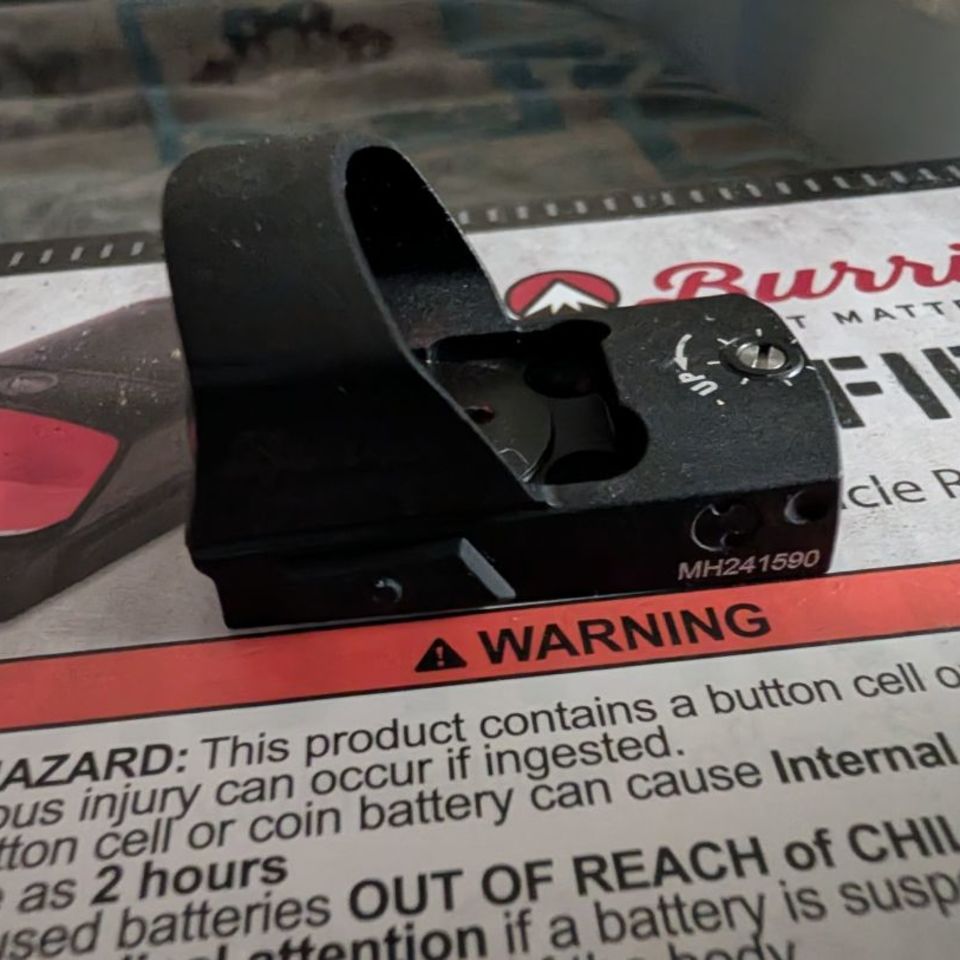 Image 4 - Burris fast fire V4 with box. 