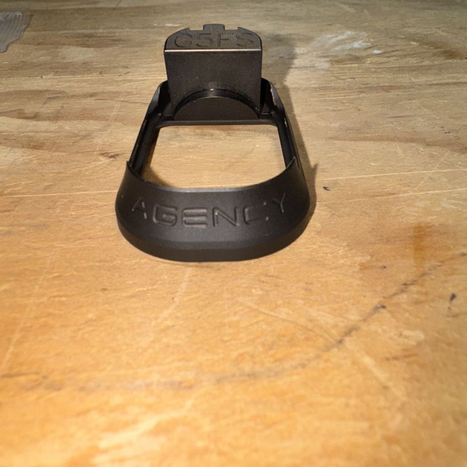 Image 2 - Agency Glock 17 Duty Magwell