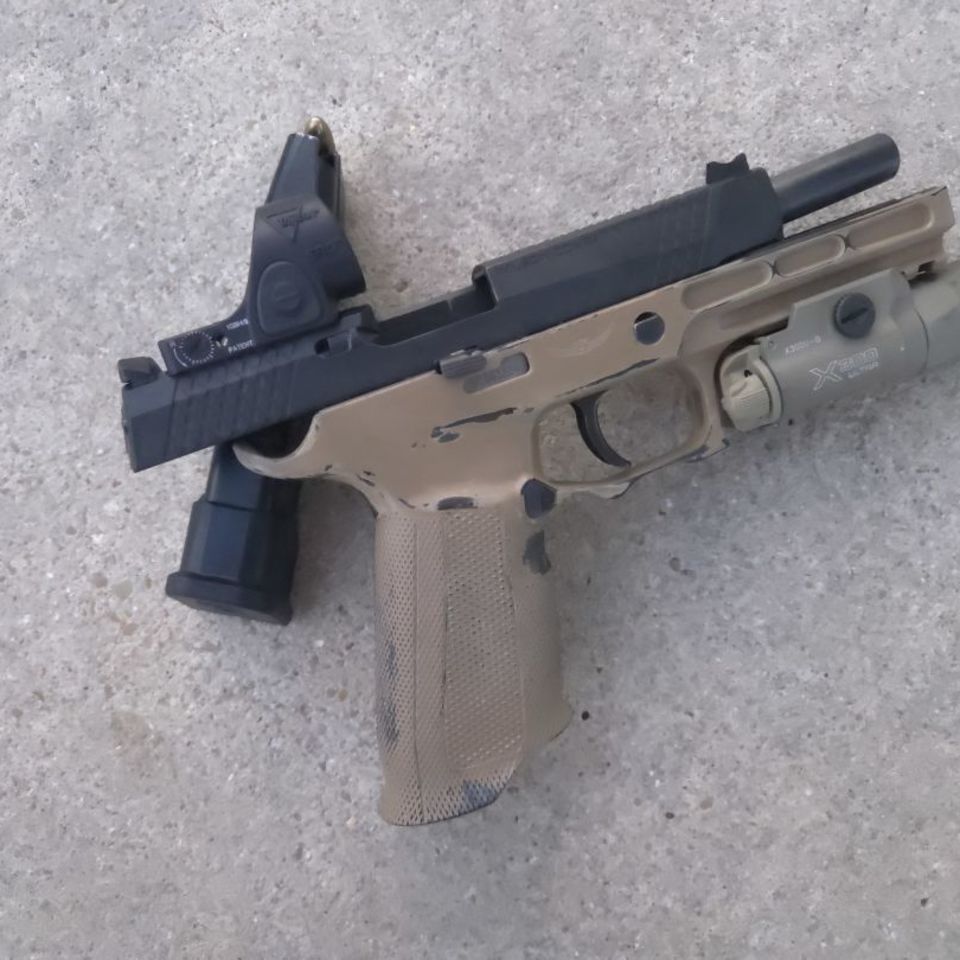 Image 3 - Gayest p320 on Tacswap