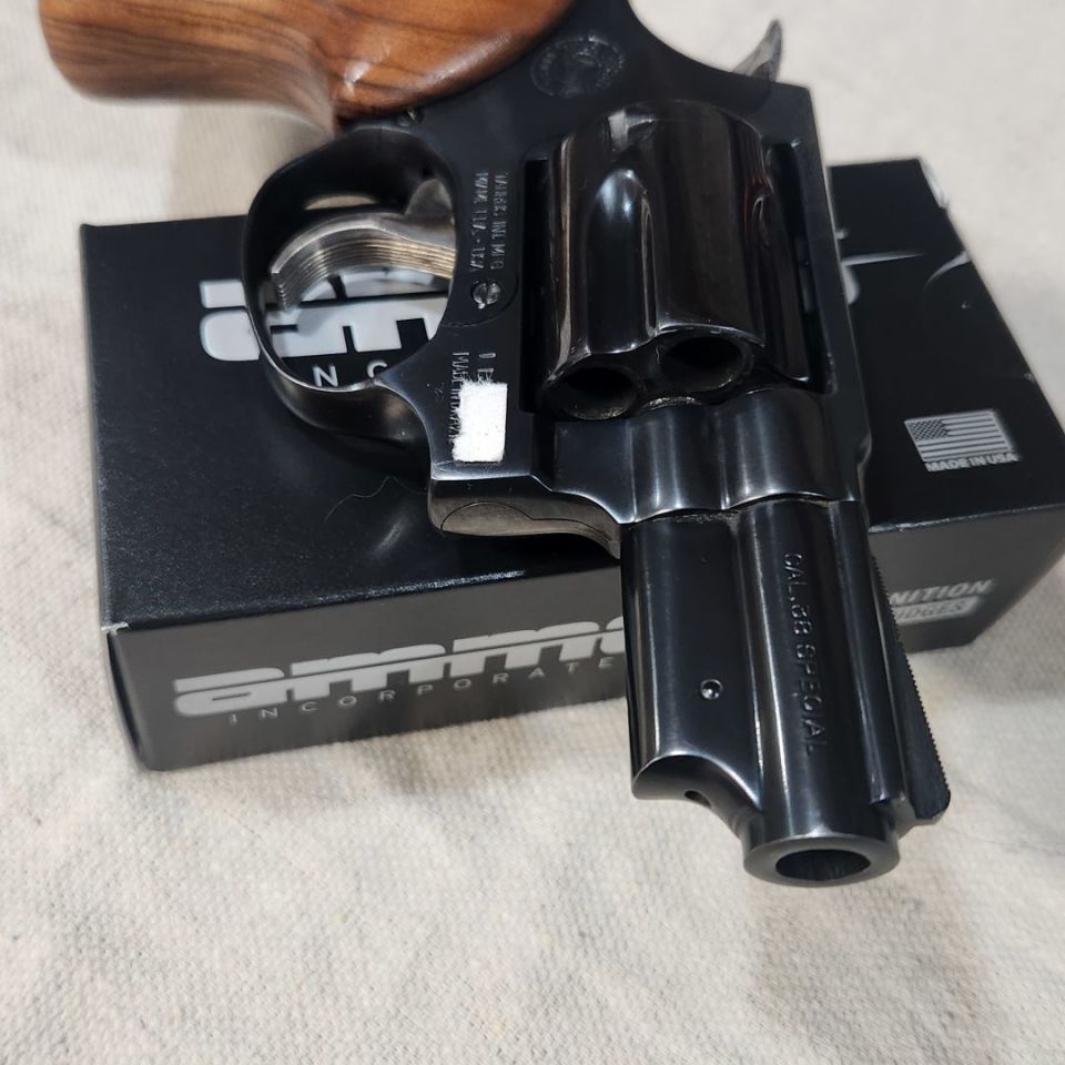 Image 2 - Taurus M85 38spc w/extras