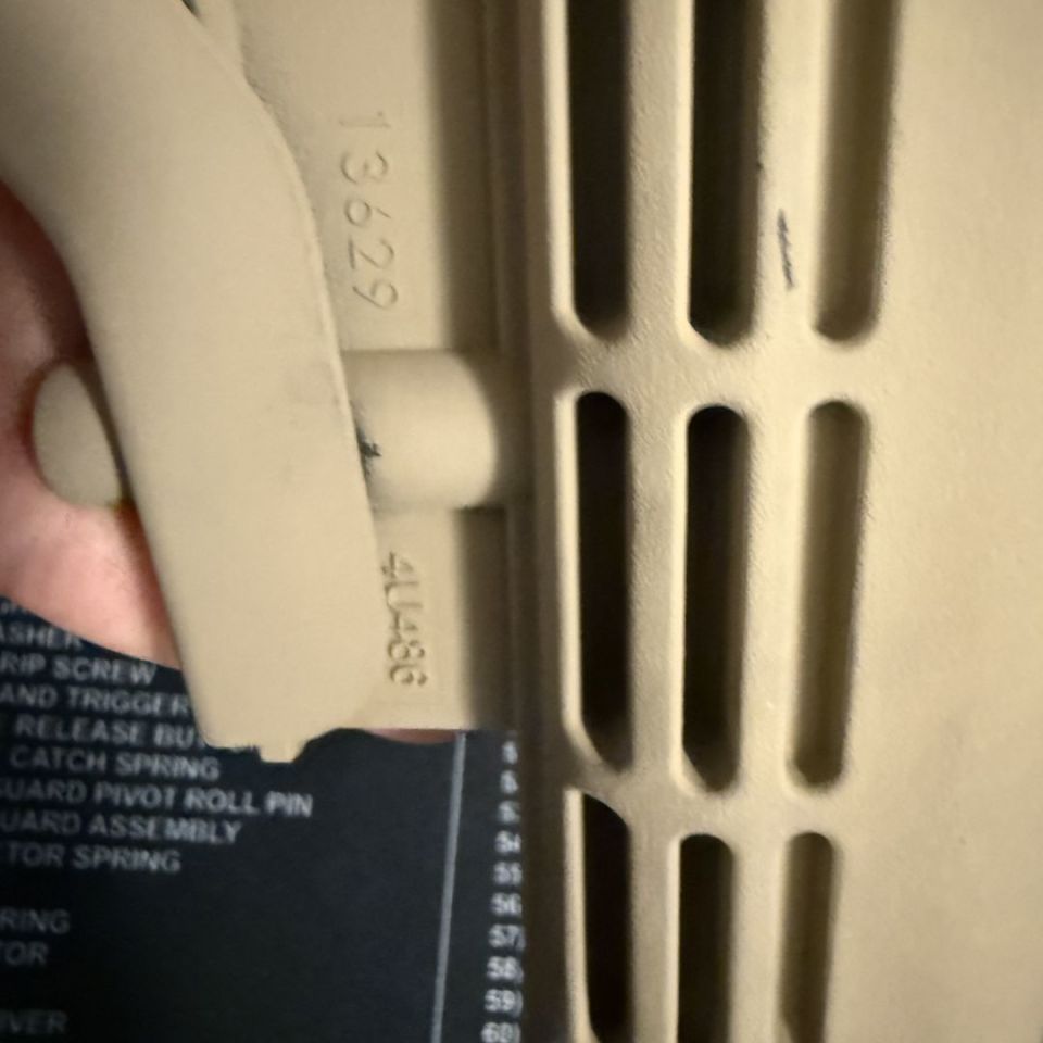 Image 3 - Colt M4 waffle stock cage code