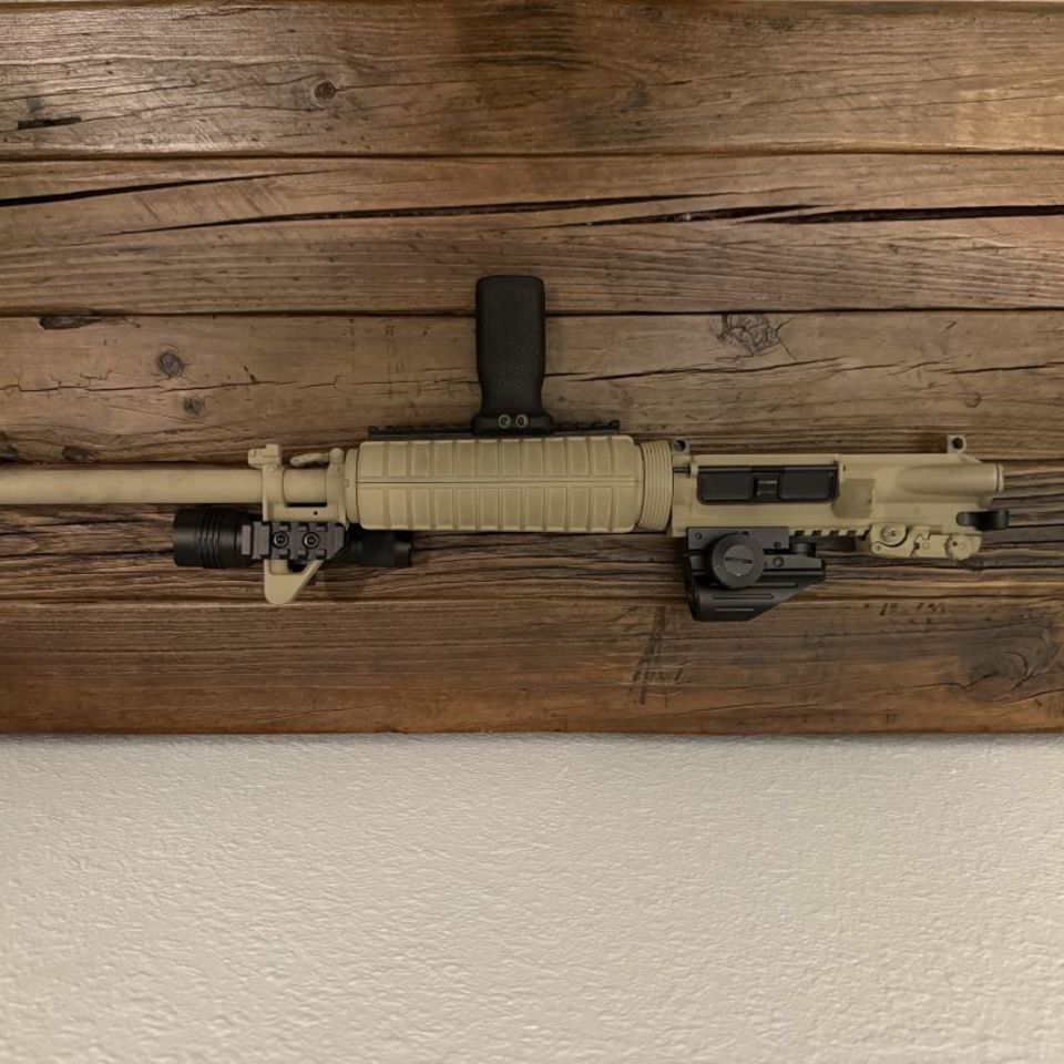 Image 2 - Colt Complete Upper 16” LE6920