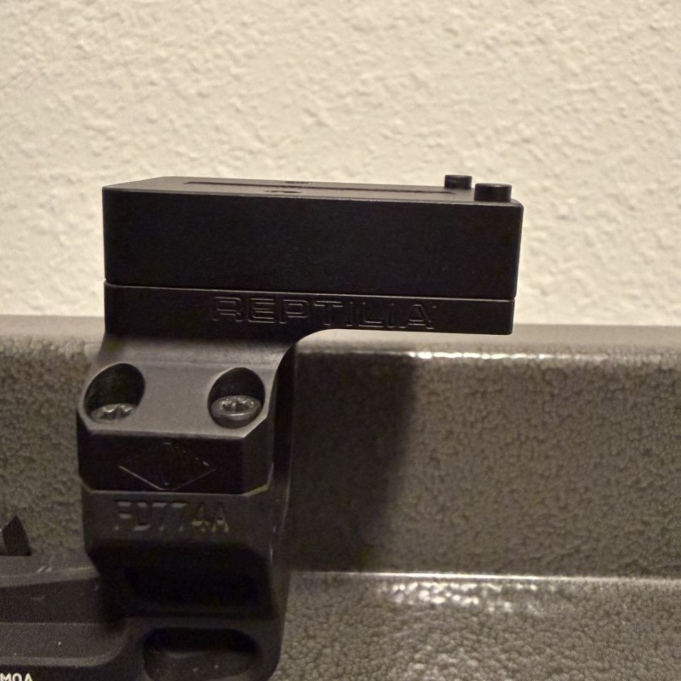 Image 2 - Geissele 30mm Mount Reptillia 