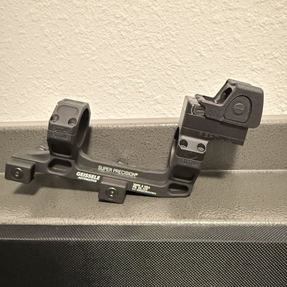 Image 3 - Geissele 30mm Mount Reptillia 