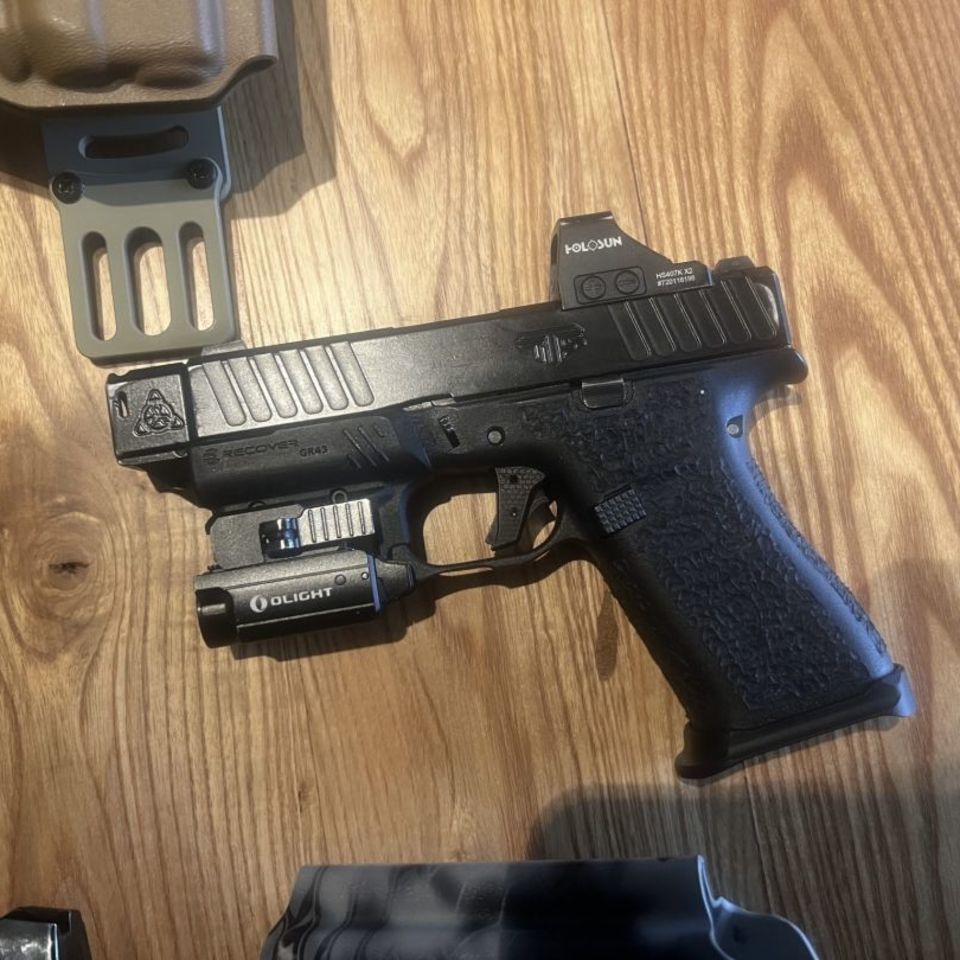 Image 2 - Custom Glock 43X with extras 
