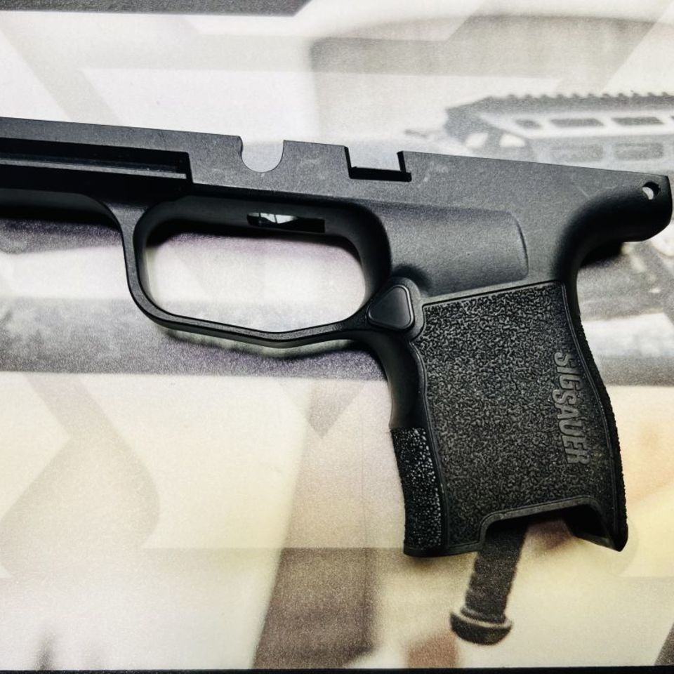 Image 4 - Sig P365 Parts (scroll pics)