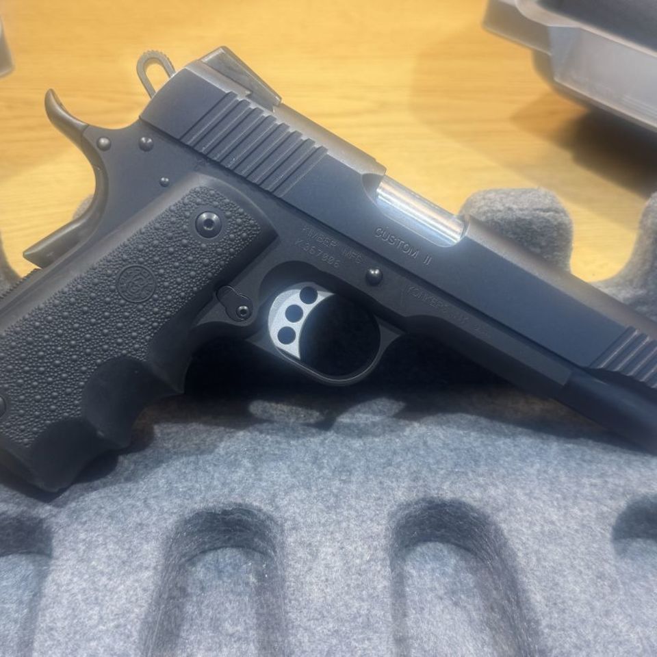 Image 4 - Kimber custom II 1911