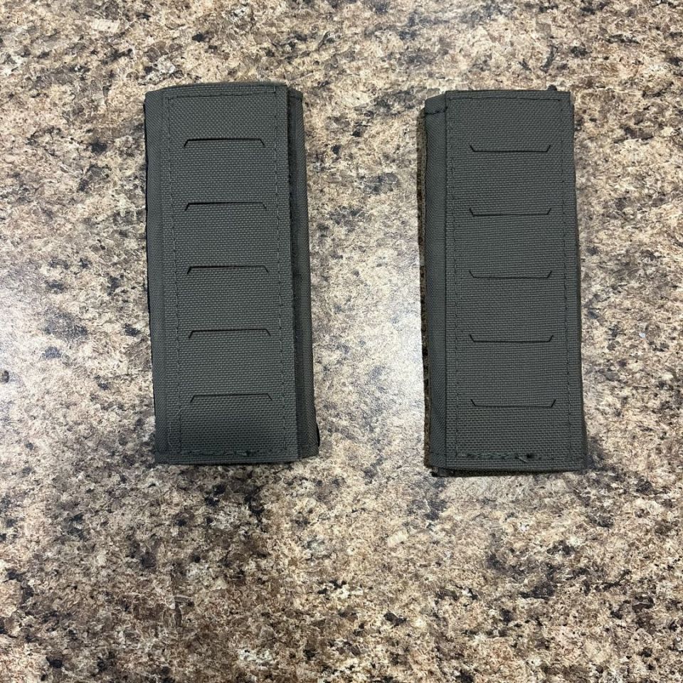 Image 1 - Beez Aptum Shoulder Pads