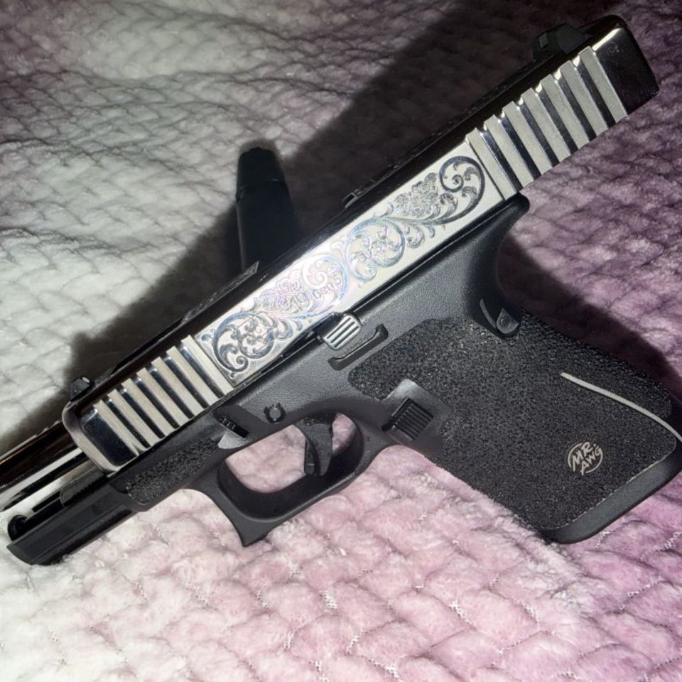 Image 4 - G19-5 chrome polished/emgraved