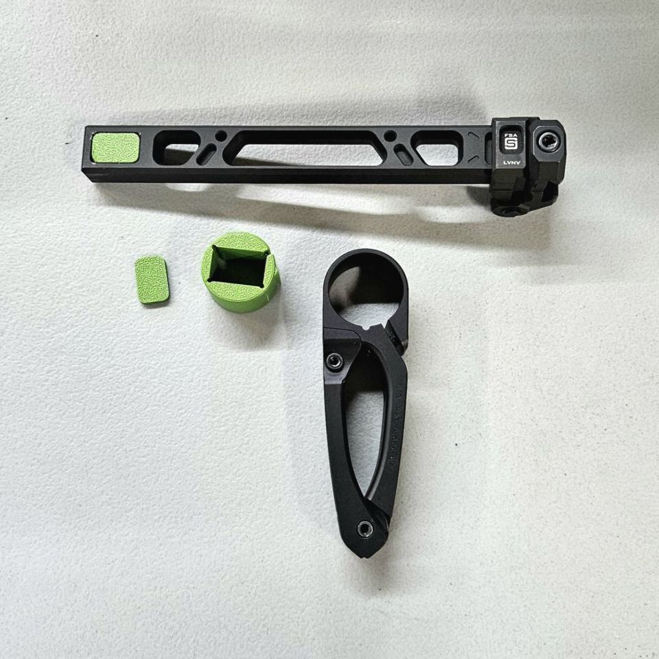 Image 1 - Tailhook adapter