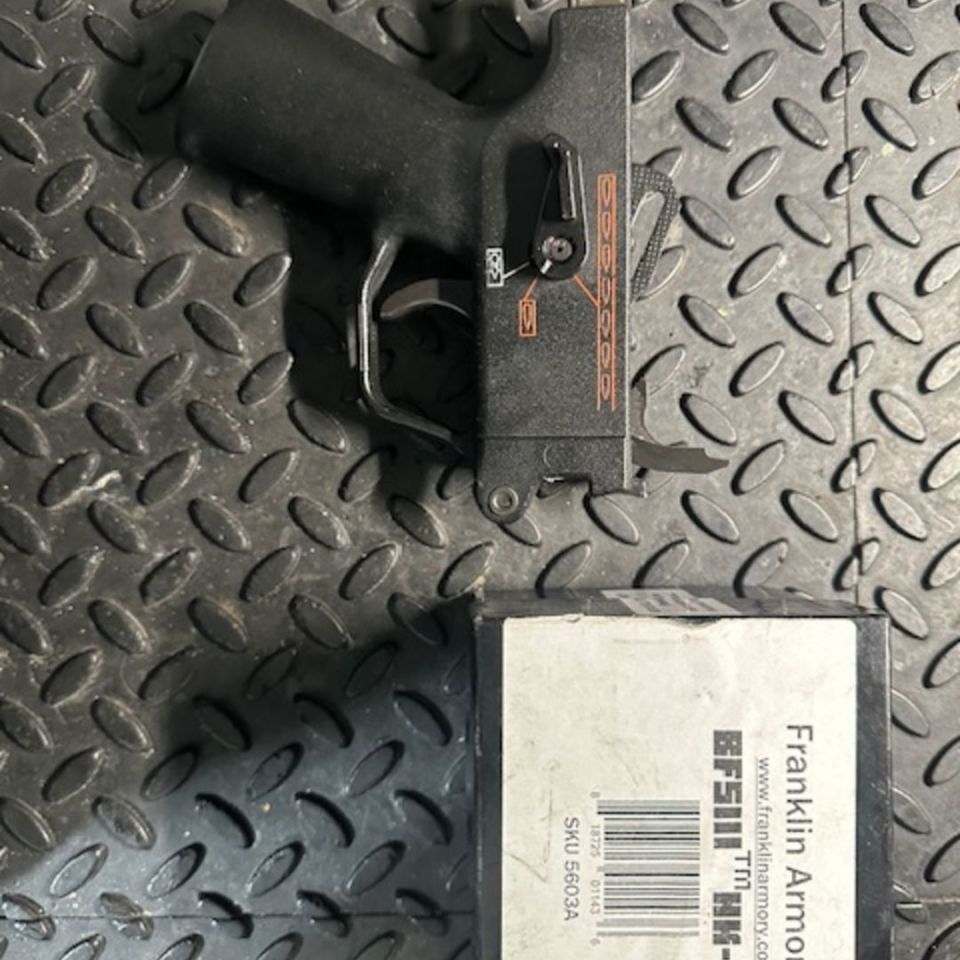 Image 3 - HK MP5 Binary NAVY Group 