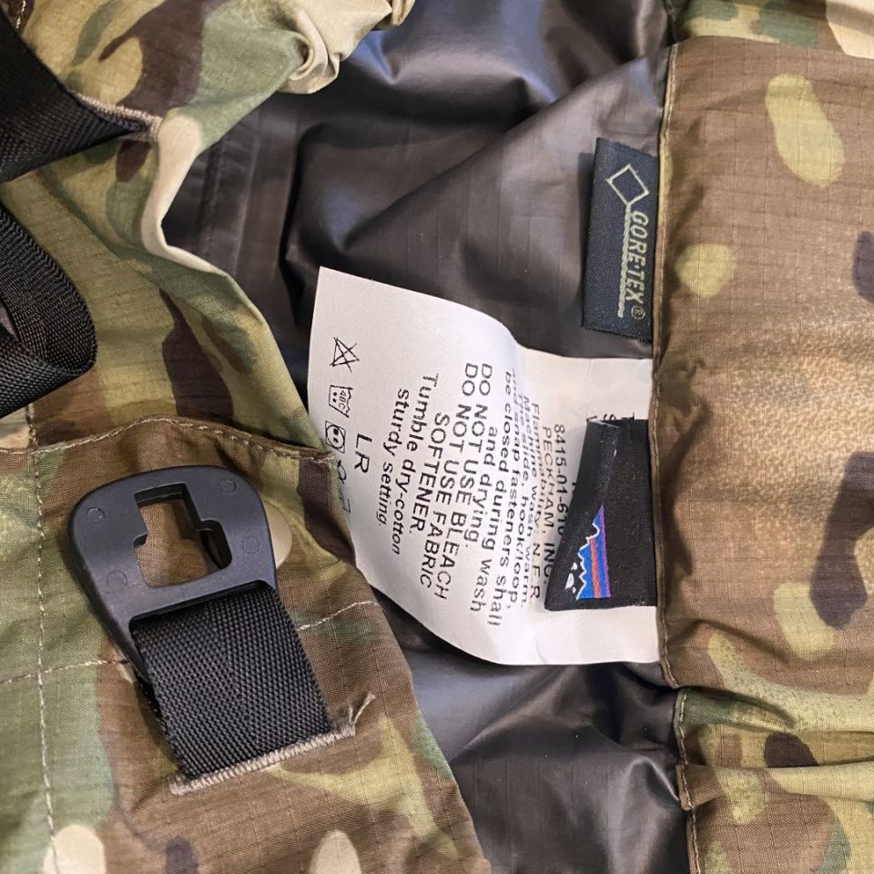 Image 4 - Patagonia L6 Goretex Set LR