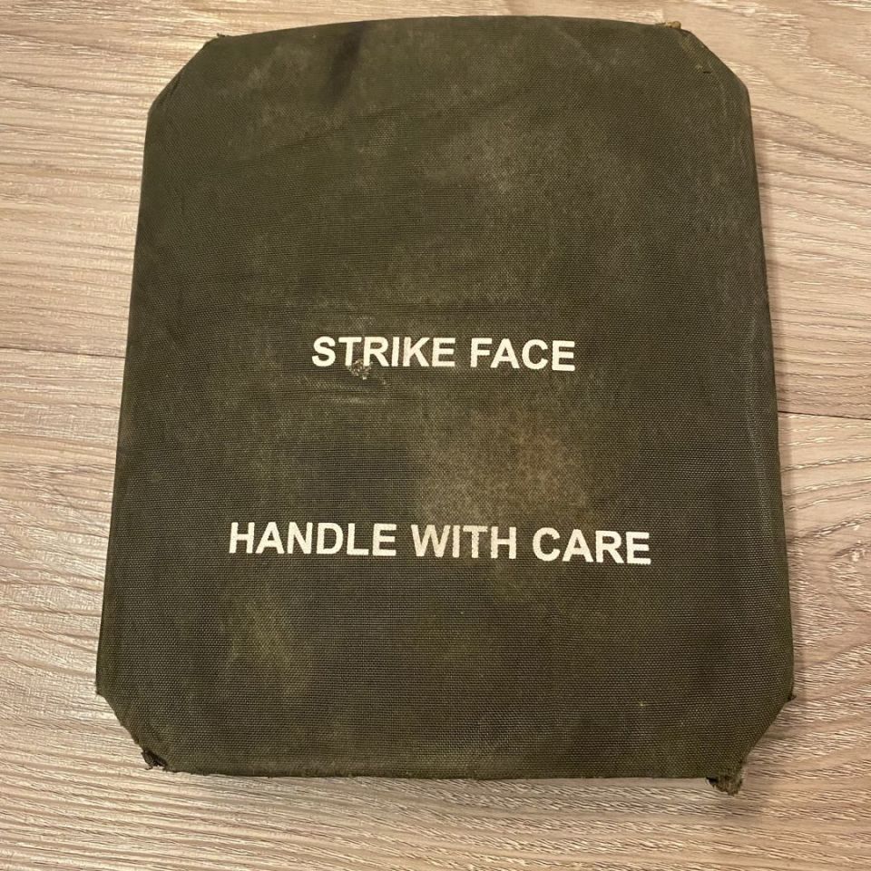 Image 3 - Lonely Side Plates