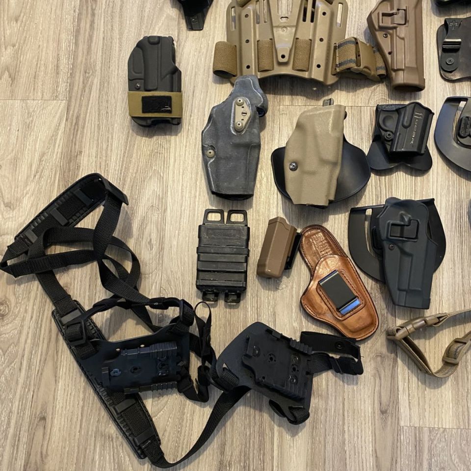 Image 5 - Holster Lot