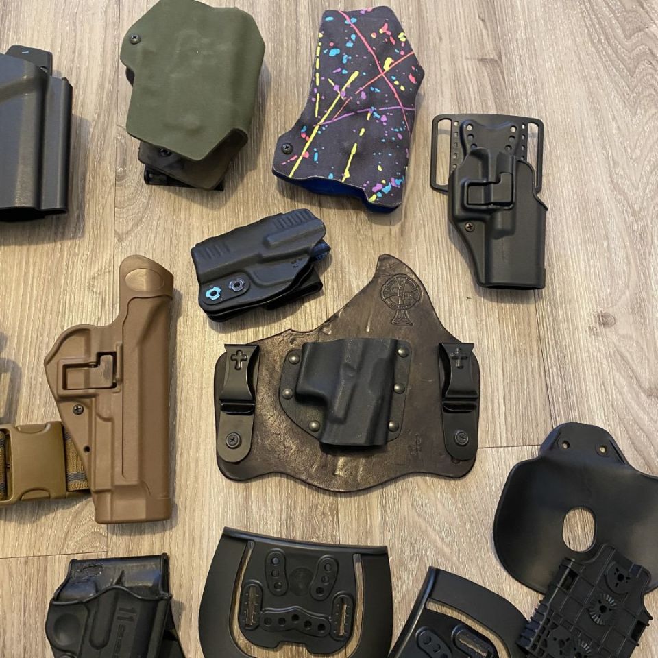 Image 4 - Holster Lot