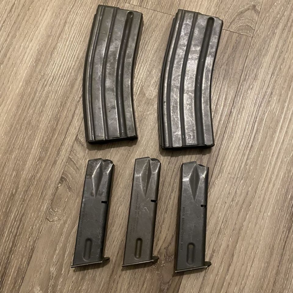 Image 2 - AR & 9mm mags