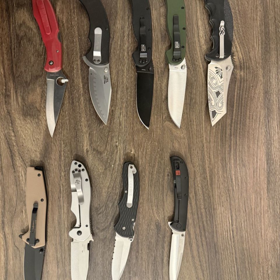 Image 2 - Assorted Pocket Knives