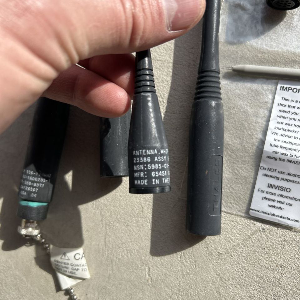 Image 2 - Antennas, 6/10 pin connector 