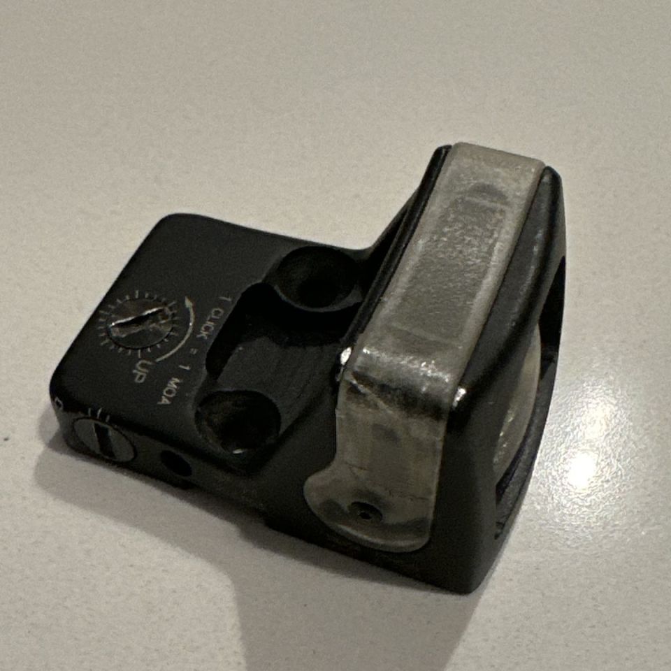 Image 2 - Trijicon RMR RM04 7.0 MOA (Amber Dot) — Priced to Move!