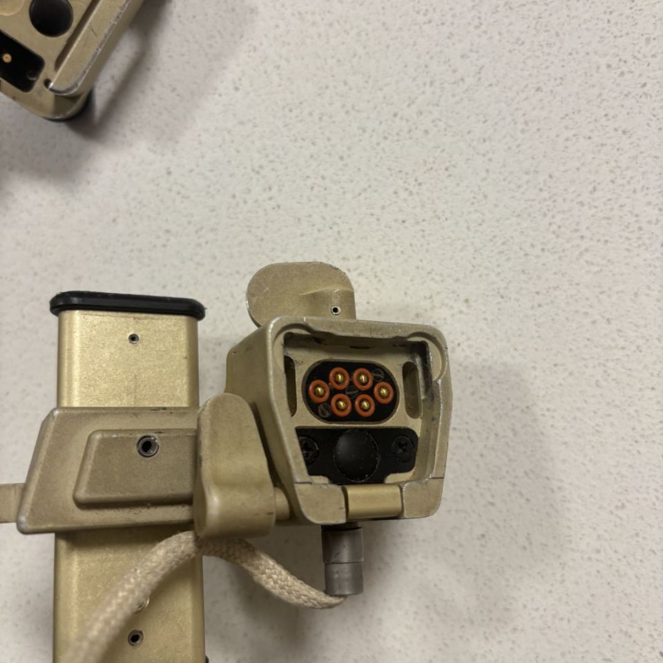 Image 5 - AN/PSQ20 Mount and accessories